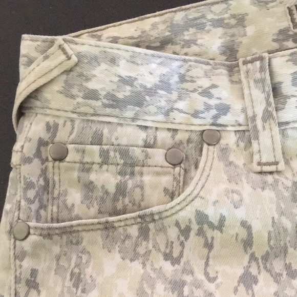 DONATED Free People jeans - Picture 5 of 7